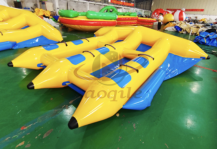 Popular Water Sports Inflatable colours PVC Banana Boat Towable Sea Toy Kayak Flying Fish