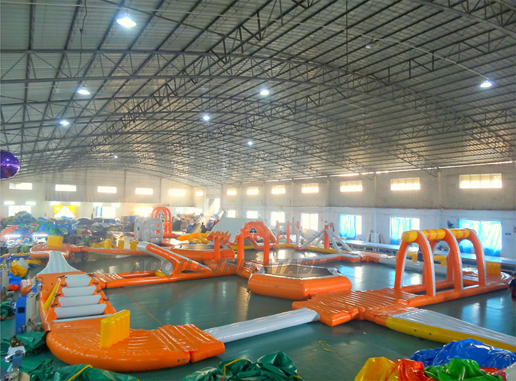 Floating Obstacle Amusement Equipment Outdoor Amusement Large Inflatable Water Park