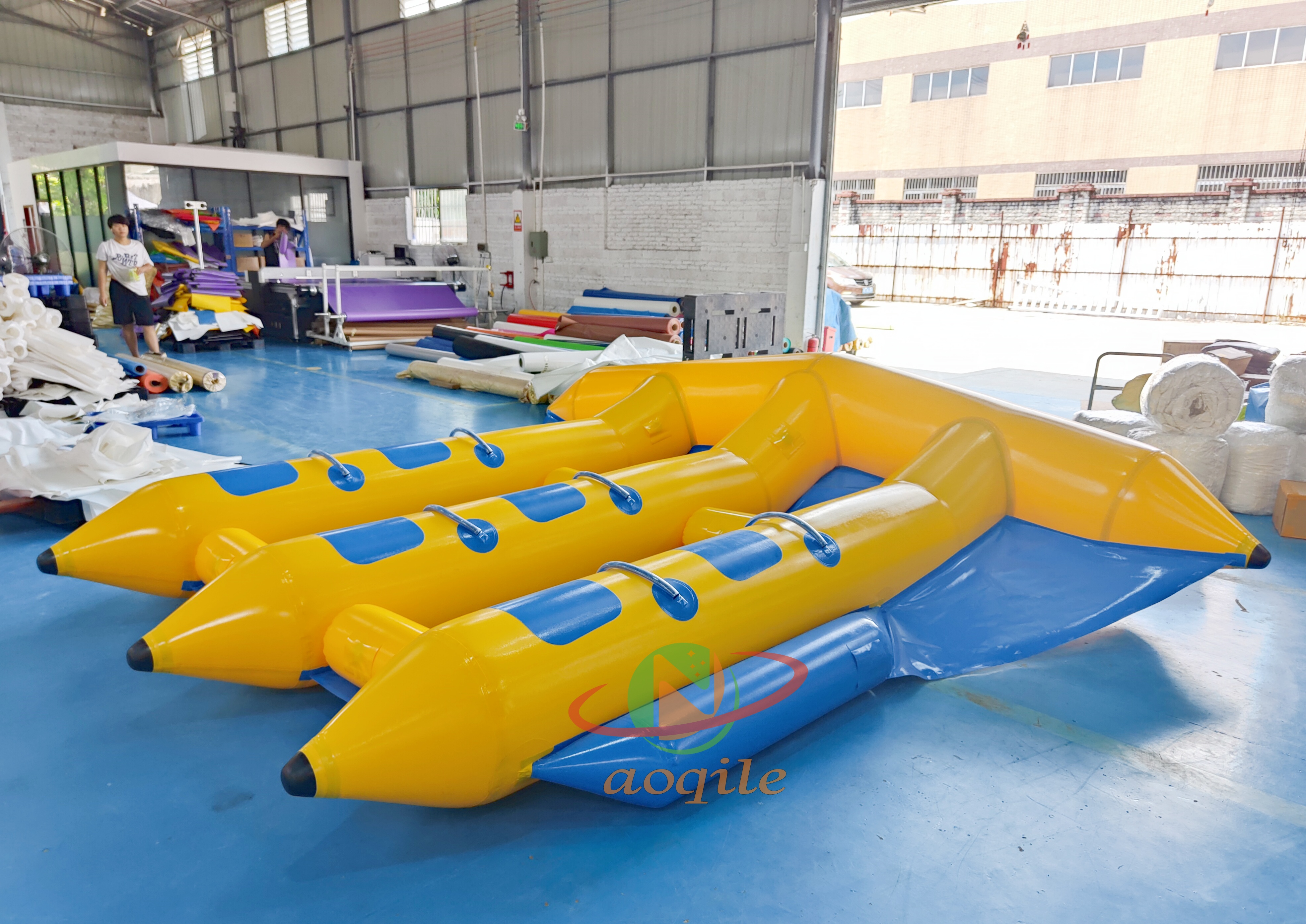 Factory price airtight 6 persons inflatable flying manta ray fish/Inflatable flyfish tube/inflatable flying towable for sales