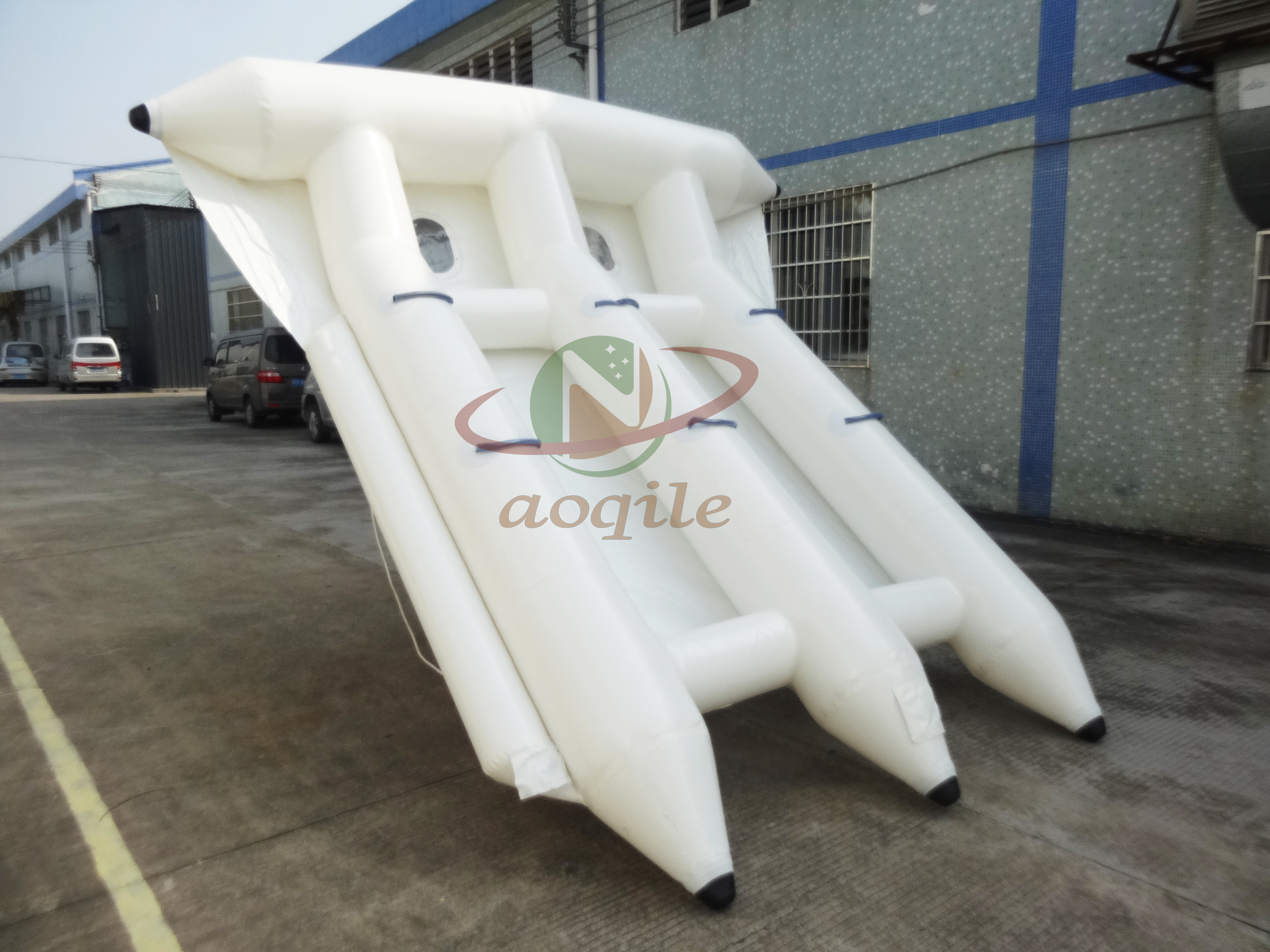 Popular Water Sport Equipment PVC Inflatable water Flying Fish Towable Tube Banana Boat Towable Tubes Jet Ski Boats