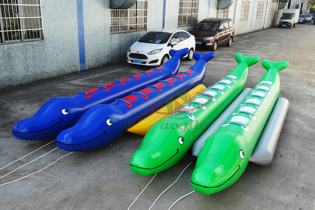 0.9mm PVC Tarpaulin 12 Persons Inflatable Water Sledge Jet Ski Towable Inflatable Banana Boat